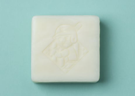 坊っちゃん石鹸×楽天イーグルス（石鹸100ｇ1個＋楽天イーグルスの箱 ）