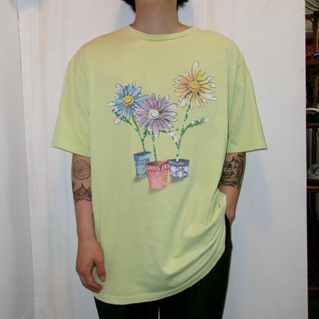 1990's MAZE Flower t-shirt