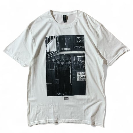 new GILDAN (L) OASIS T-SHIRTS BAND TEE WHITE