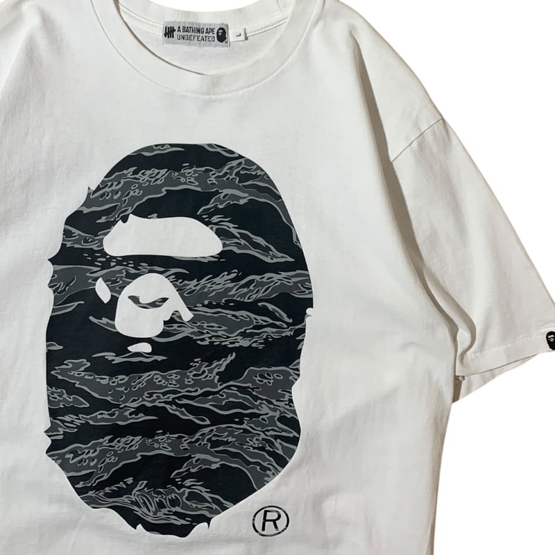APE x UNDEFEATED Tシャツ | Cyan Online Store