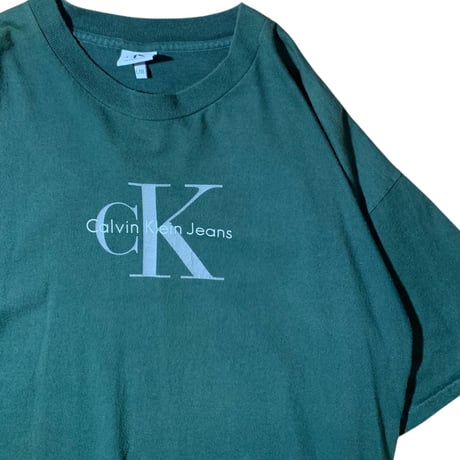1990's Calvin Klein made in usa Tee