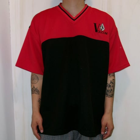 1990's VOLCOM "V-NECK TOPS