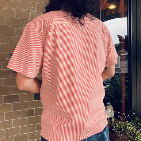 働く人
