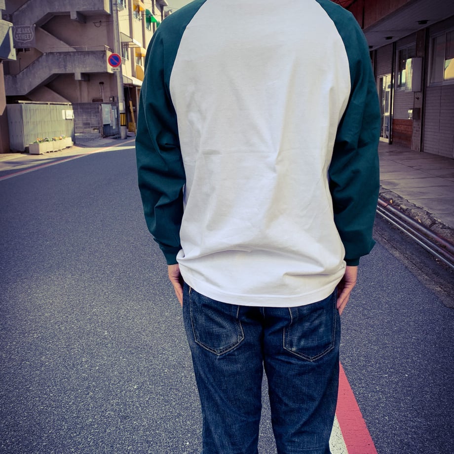63c35ff65ff4233db6de72c2
