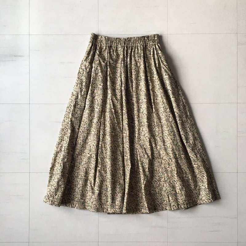 k-66 】 タックギャザースカート リバティプリント chive(チャイブ  