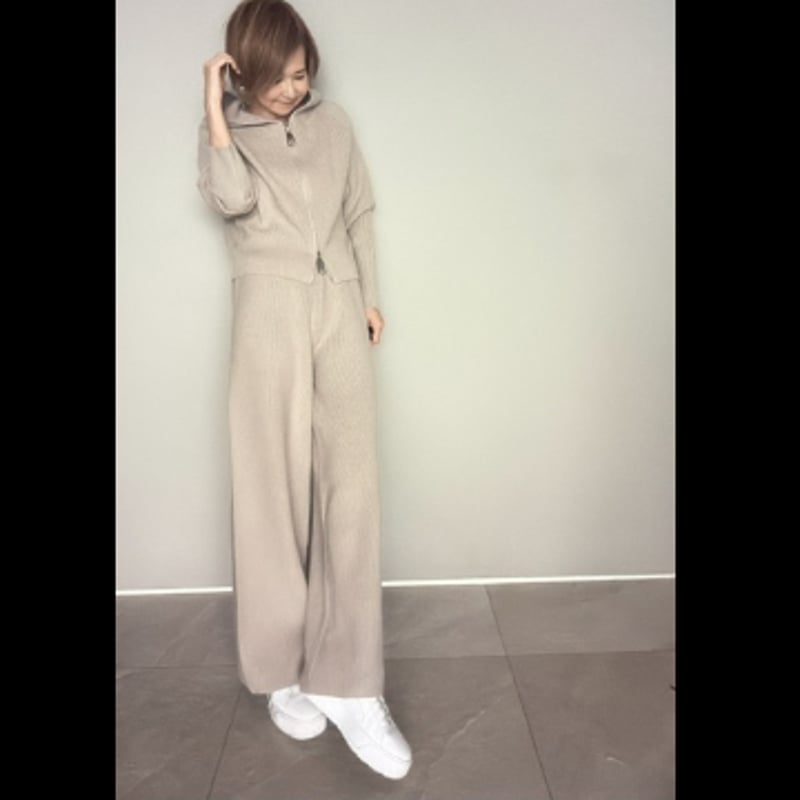 美品　ミカノ　セットアップ 9/30ライブ① ニットセットアップ (ミカーレミカーレ MMH117XDC