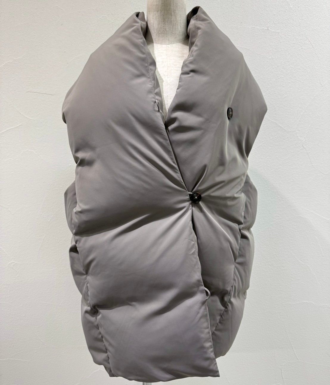 本発 ストールライクダウンベスト (シアントーキョー 504389