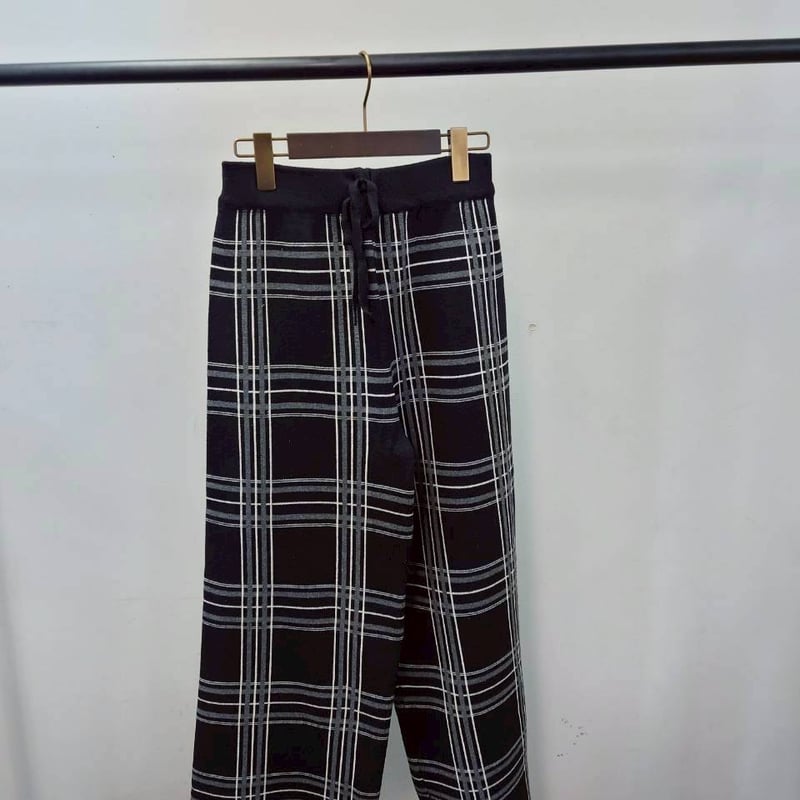 【新品】ランバン ルカ期 ストレートパンツ L 新品】ランバン ルカ期 ストレートパンツ L - メルカリ