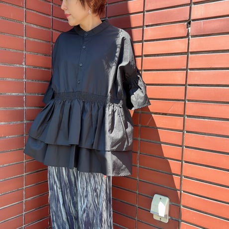 7/29ライブ③　シャーリングフレアスリーブブラウス　(ヘレンチア　H425169)