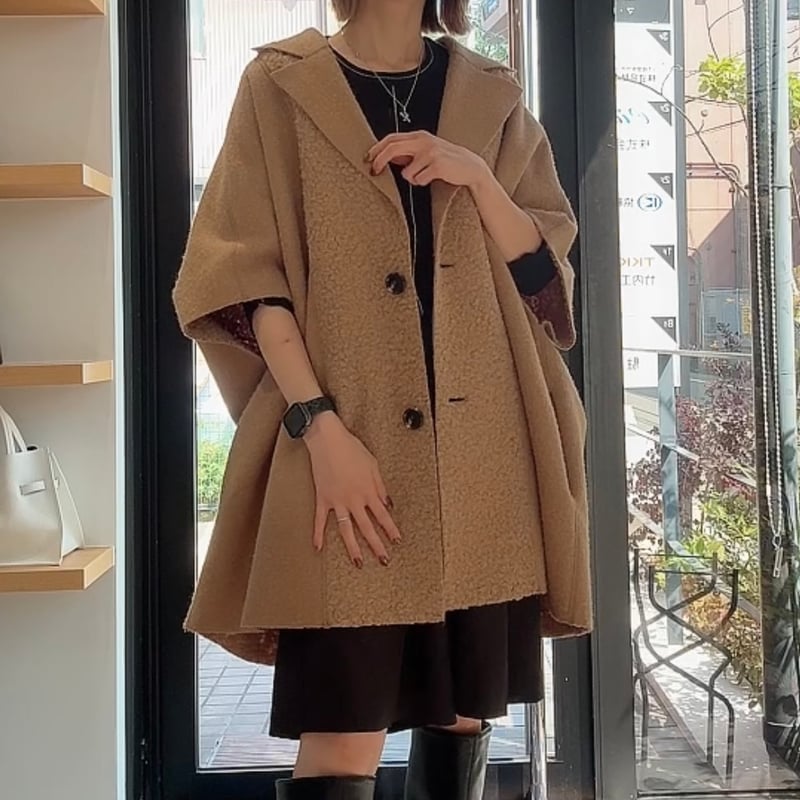 本発 リバーシブルボアスライバーニットポンチョCT (シニカル 572