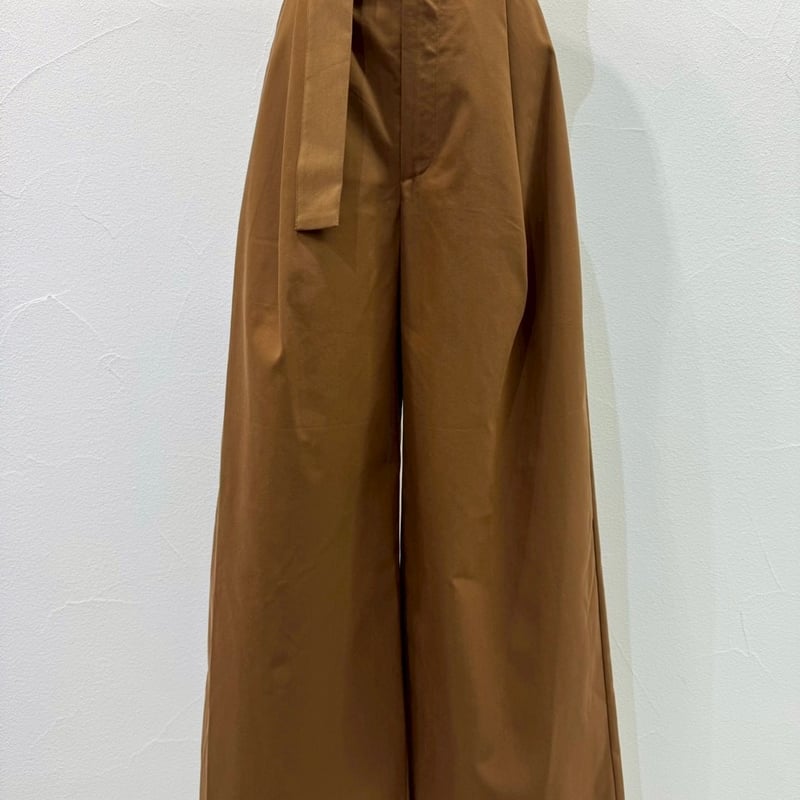 【新品タグ付】iore イオレ ベルパンツ34 新品タグ付】iore イオレ ベルパンツ34 インポートセレクトmusee