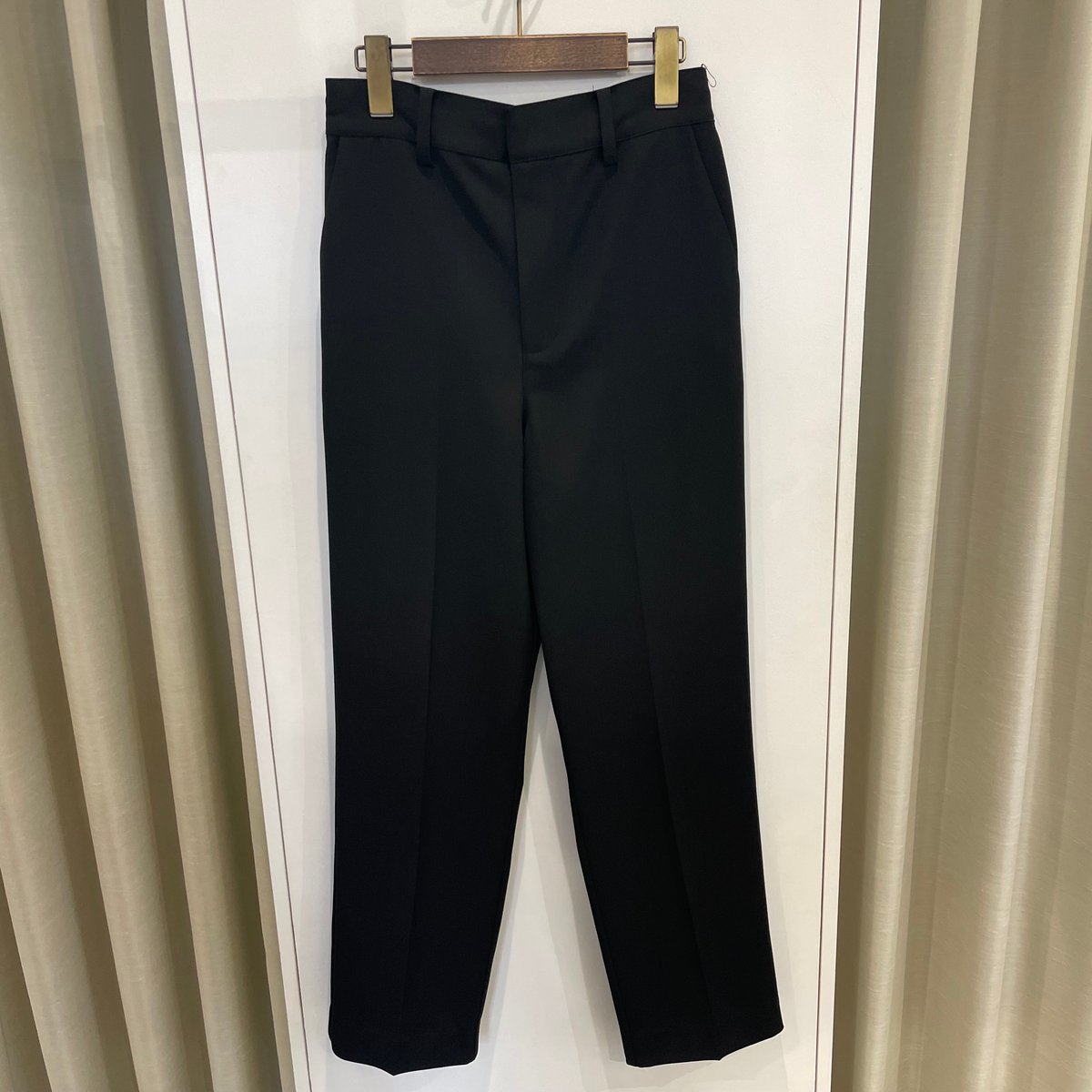 10/28ライブ③ ストレートパンツ (アンナケリー 85261601