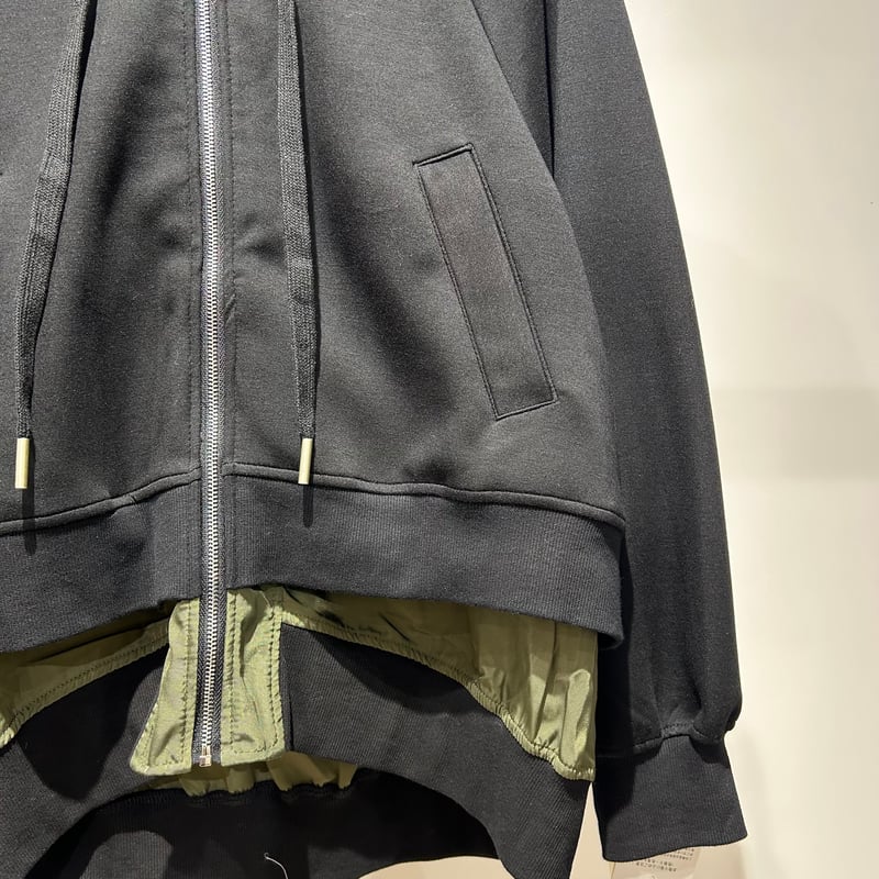 11/1ライブ② 裾重ねパーカー (ピアッチェーレ P45554