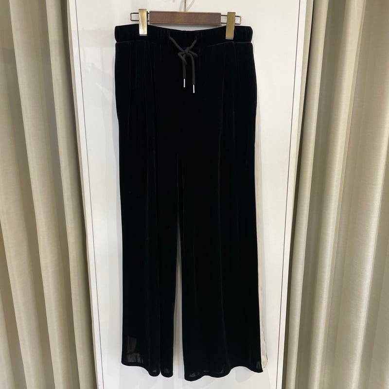 10/8ライブ① ベロアサイドラインパンツ (ロージー R793209