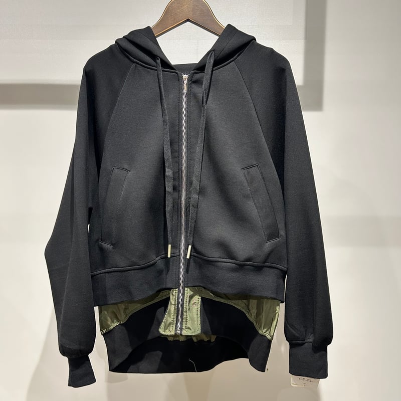 11/1ライブ② 裾重ねパーカー (ピアッチェーレ P45554