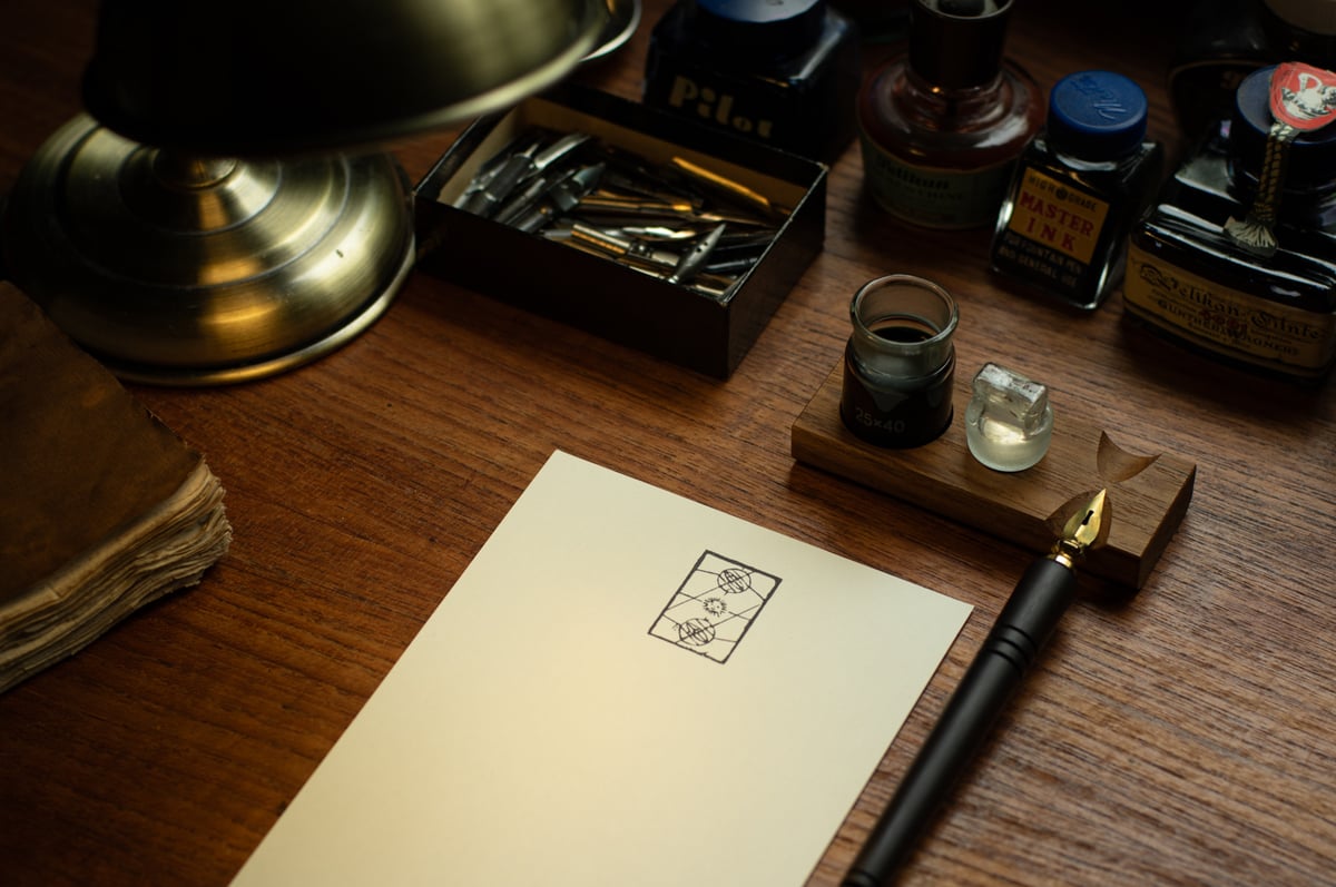 インク壺のペンレスト | PAPYRUS文具店