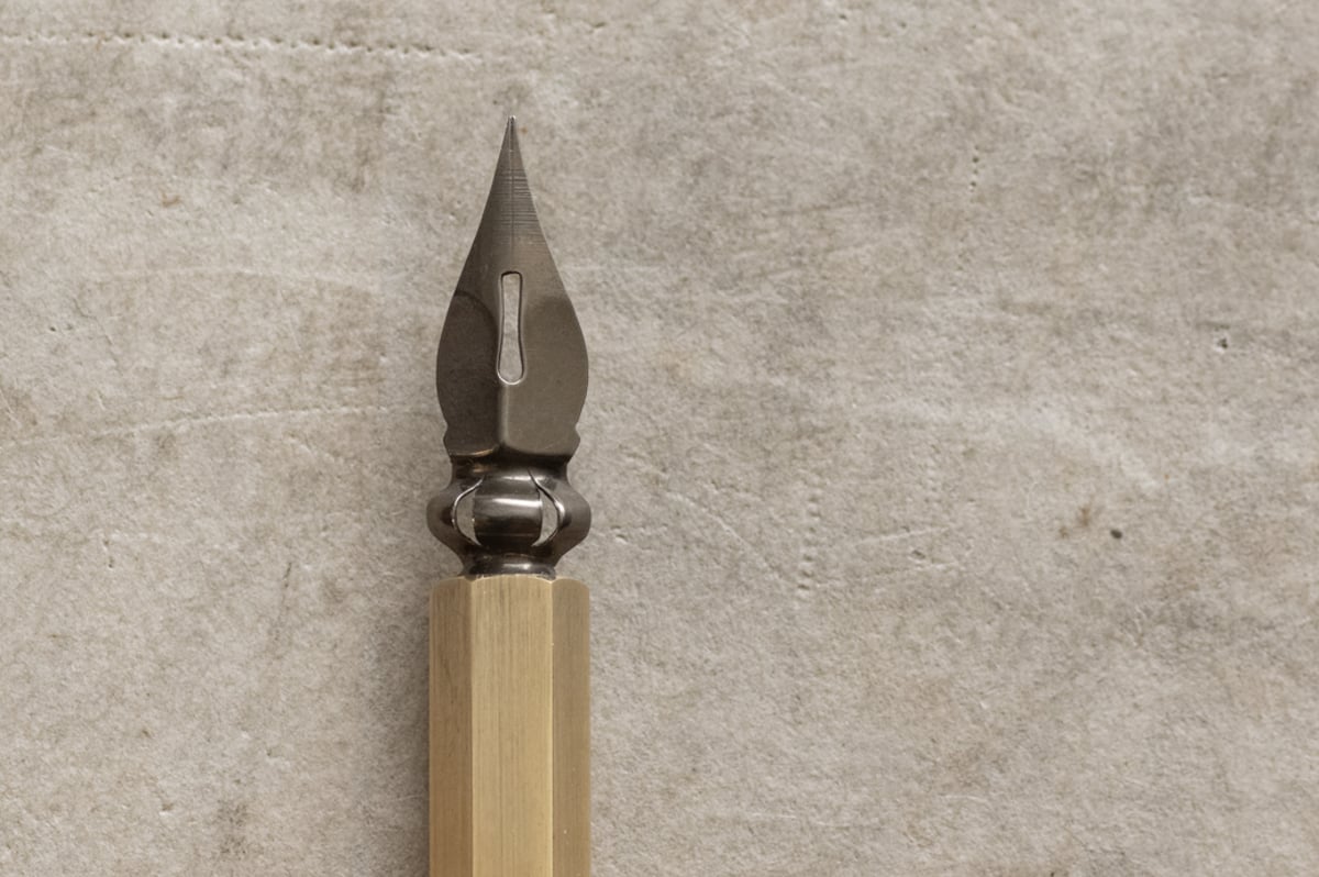 fit=pad,format=jpeg,w=1200