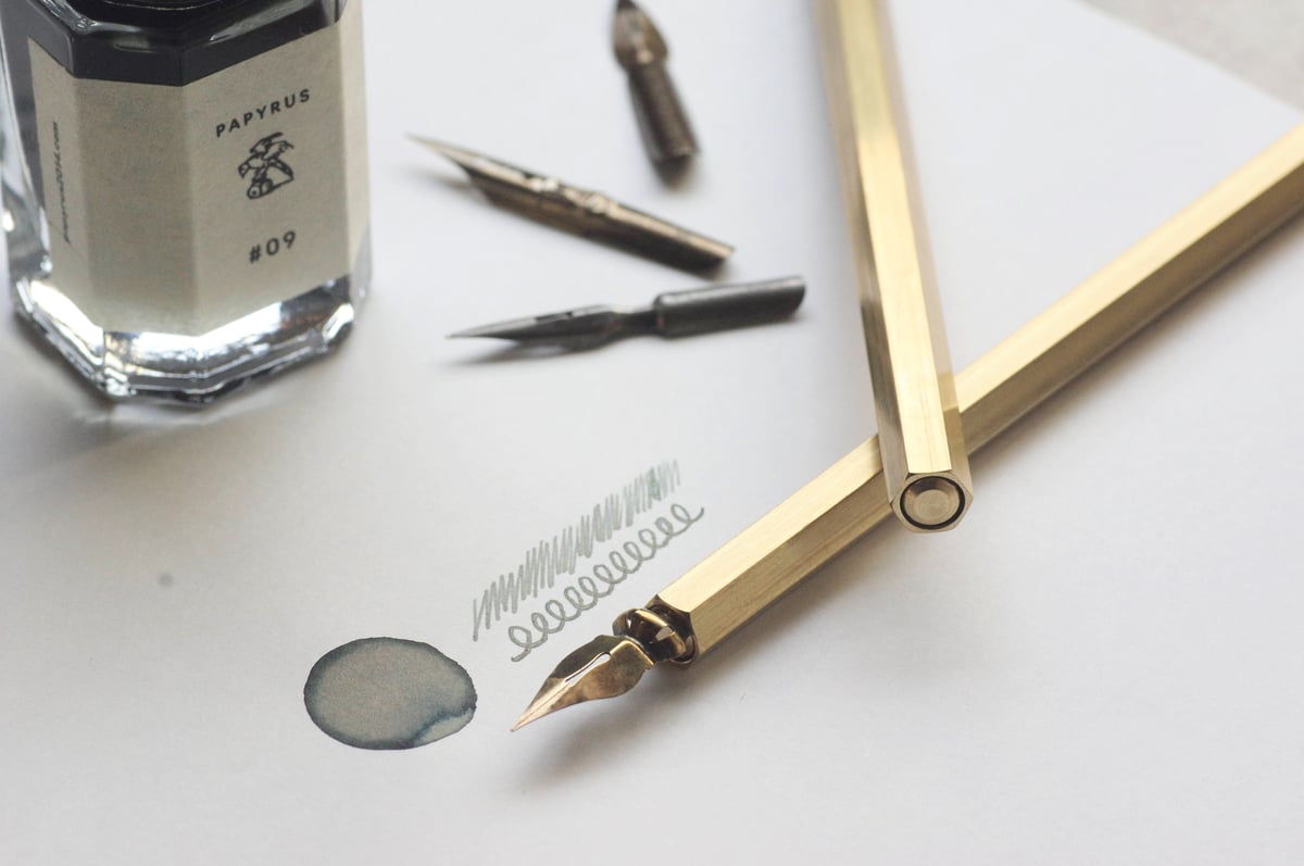 Brass Nib Holder #101 “Graphite” | PAPYRUS文具店