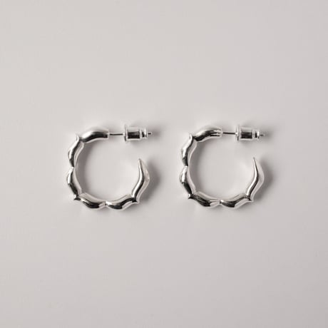 p0021 | Grayscale