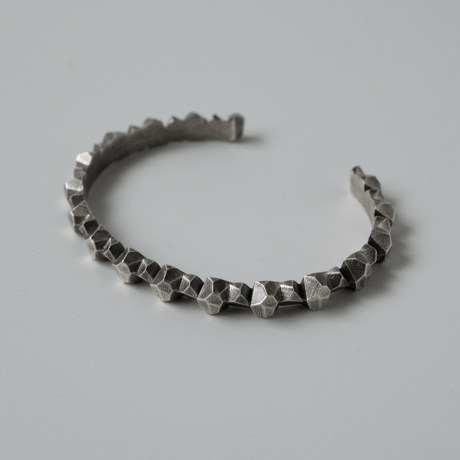 Fragment Bangle - b0004
