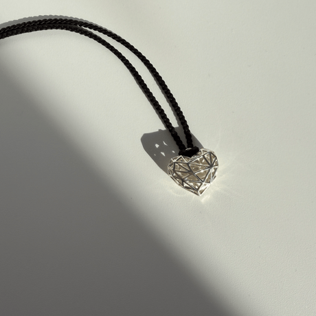 Heart mesh silk cord necklace