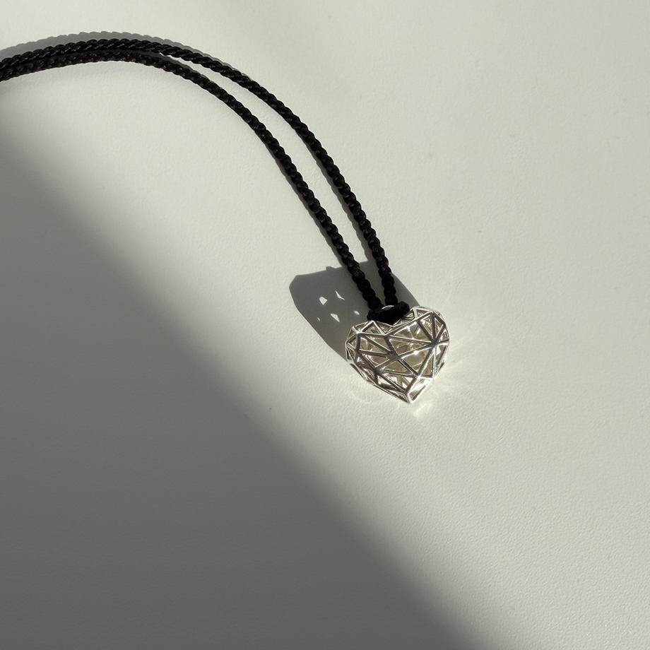 69bb98a352c94a0786edc3e0
