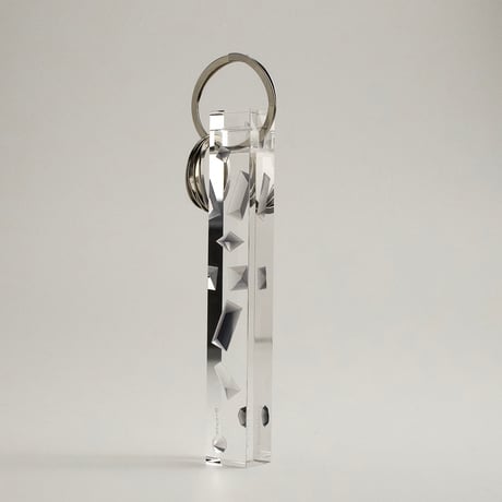 Facet Monochrome Keyring