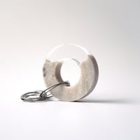 マーブル　ドーナツ　キーリング（ベージュ）