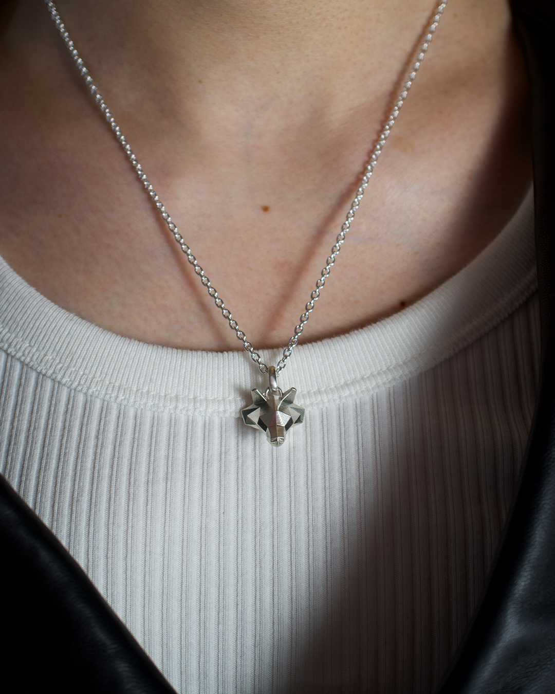 Wolf Pendant | Grayscale Wolf Pendant | Grayscale