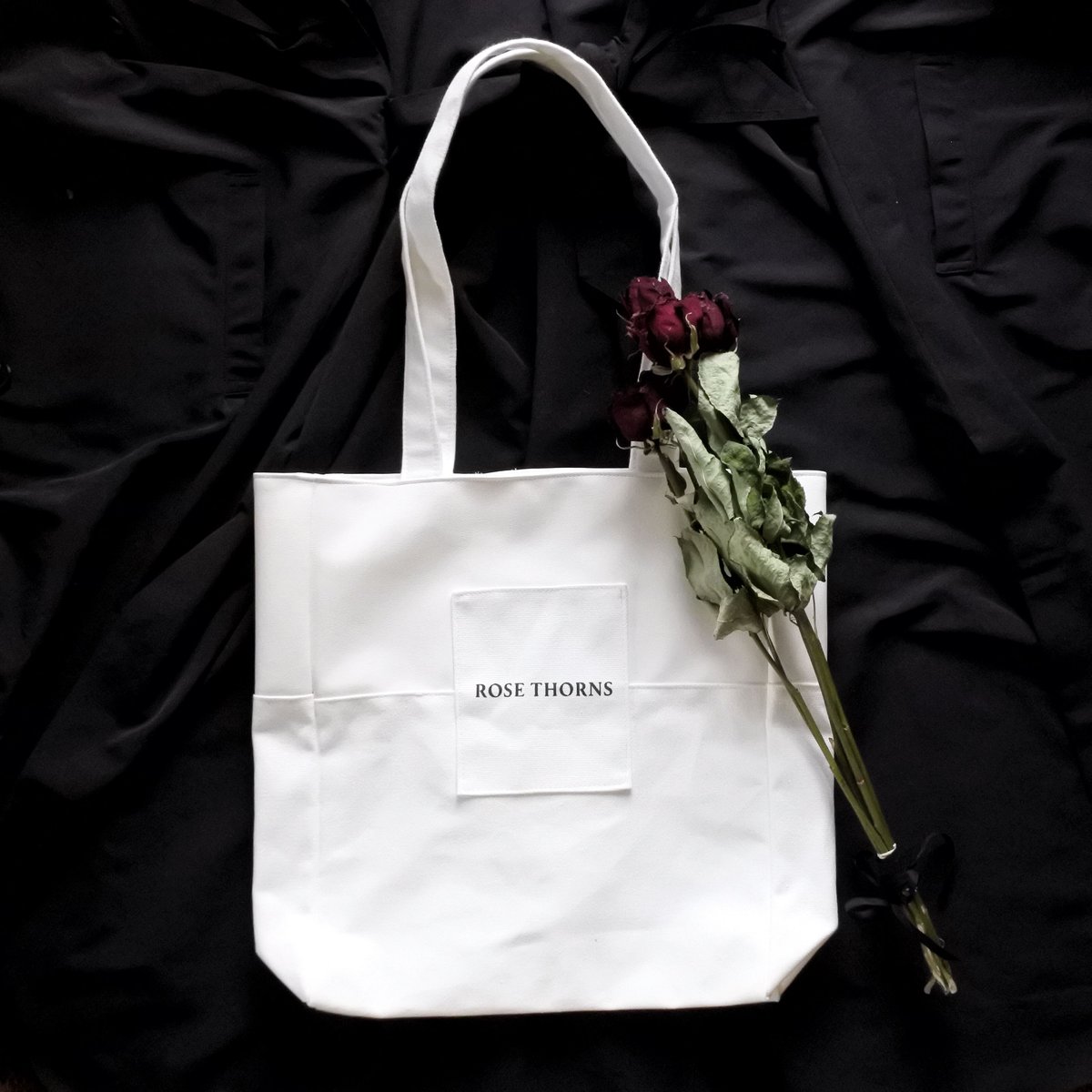 leather docking tote bag | ROSE THORNS