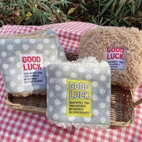 GOOD LUCK黄ネックウォーマー