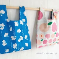 白い花ブルー＊たためるショップバック