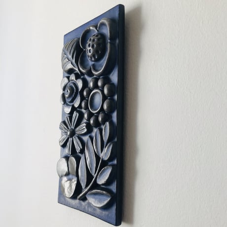 【Berit Ternell】植物の陶板《Upsala Ekeby》