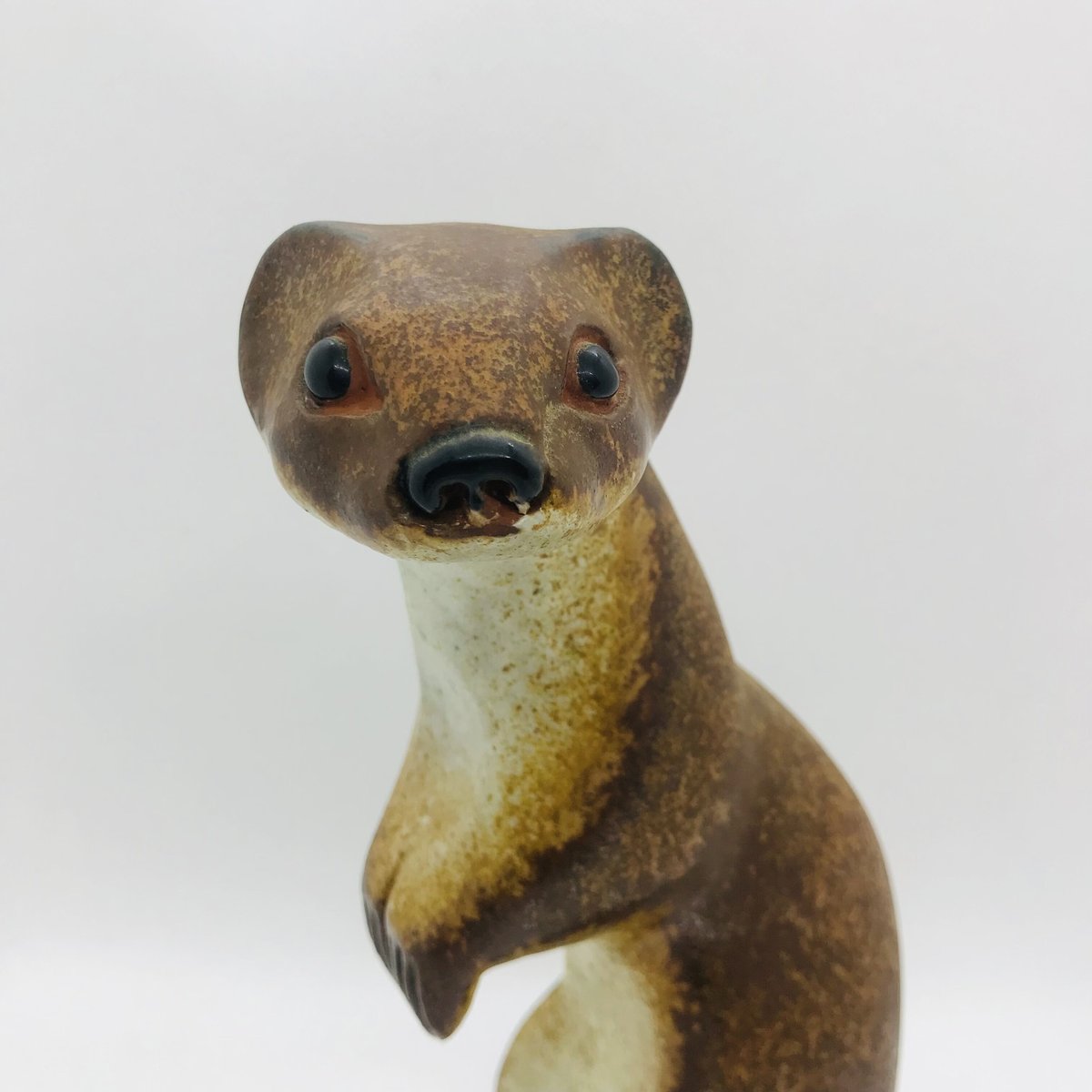 Nittsjö 》 茶色のイタチのオブジェ【Thomas Hellstorm】 | suga