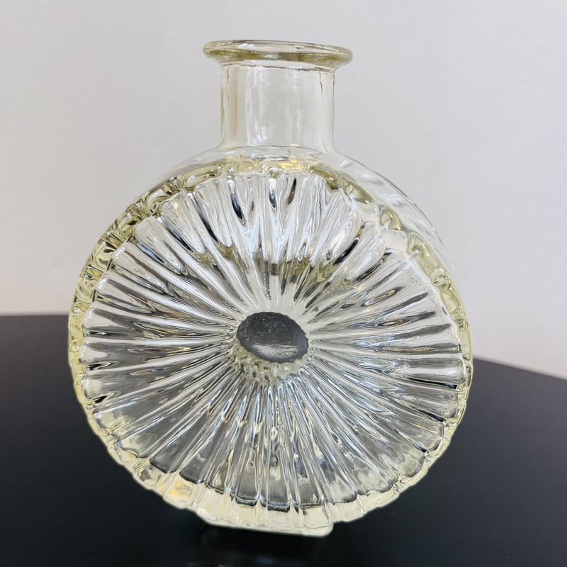 Riihimaen Lasi》 aurinko pullo 薄いイエロー 【Helena T