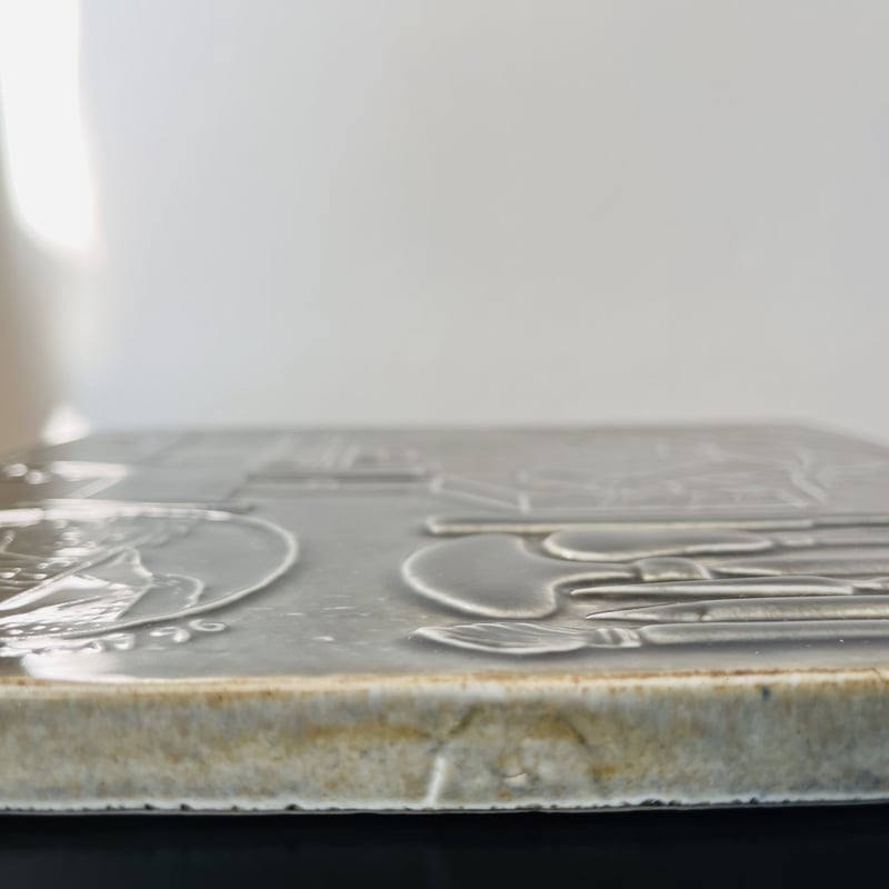 Lisa Larson / リサラーソン】リトグラフ組合の陶板《Gustavsberg》 |