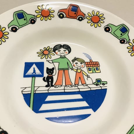 《figgjo》子ども向け交通デザインのプレートセット