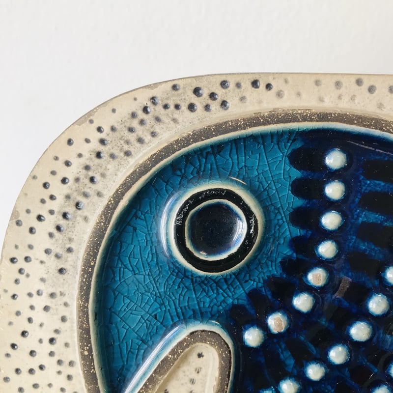 Mari Simmulson】ブルーの鳥の陶板《Upsala Ekeby》 | sugallery Mari Simmulson】ブルーの鳥の陶板《Upsala Ekeby》 | sugallery