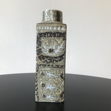 《Royal Copenhagen》  Baca シリーズ花瓶（小）