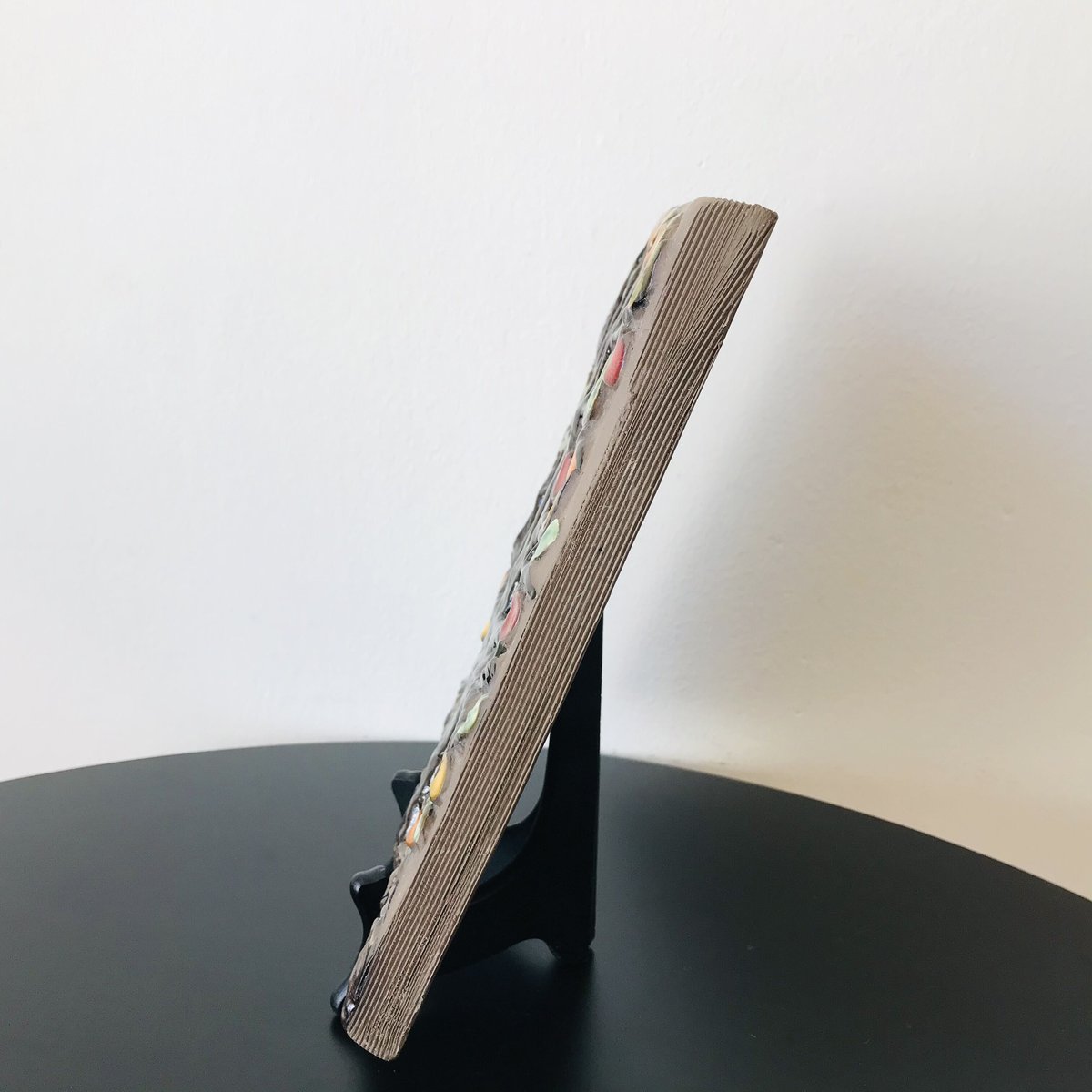 Jie Gantofta》リンゴの木の陶板 【Gabi Citron-Tengborg】