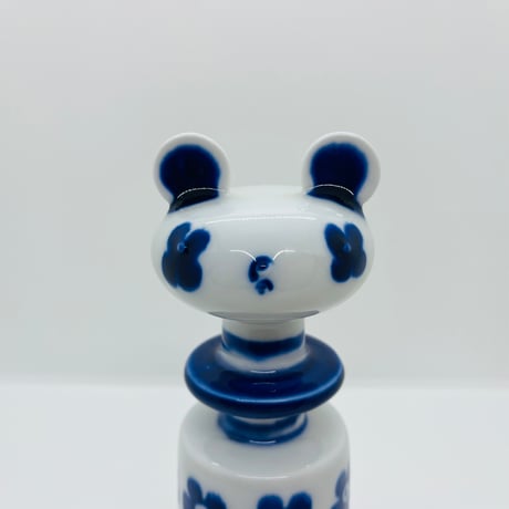 【Sylvia leuchovius】スタジオ作品　不思議なクマのオブジェ　小《Rorstrand》