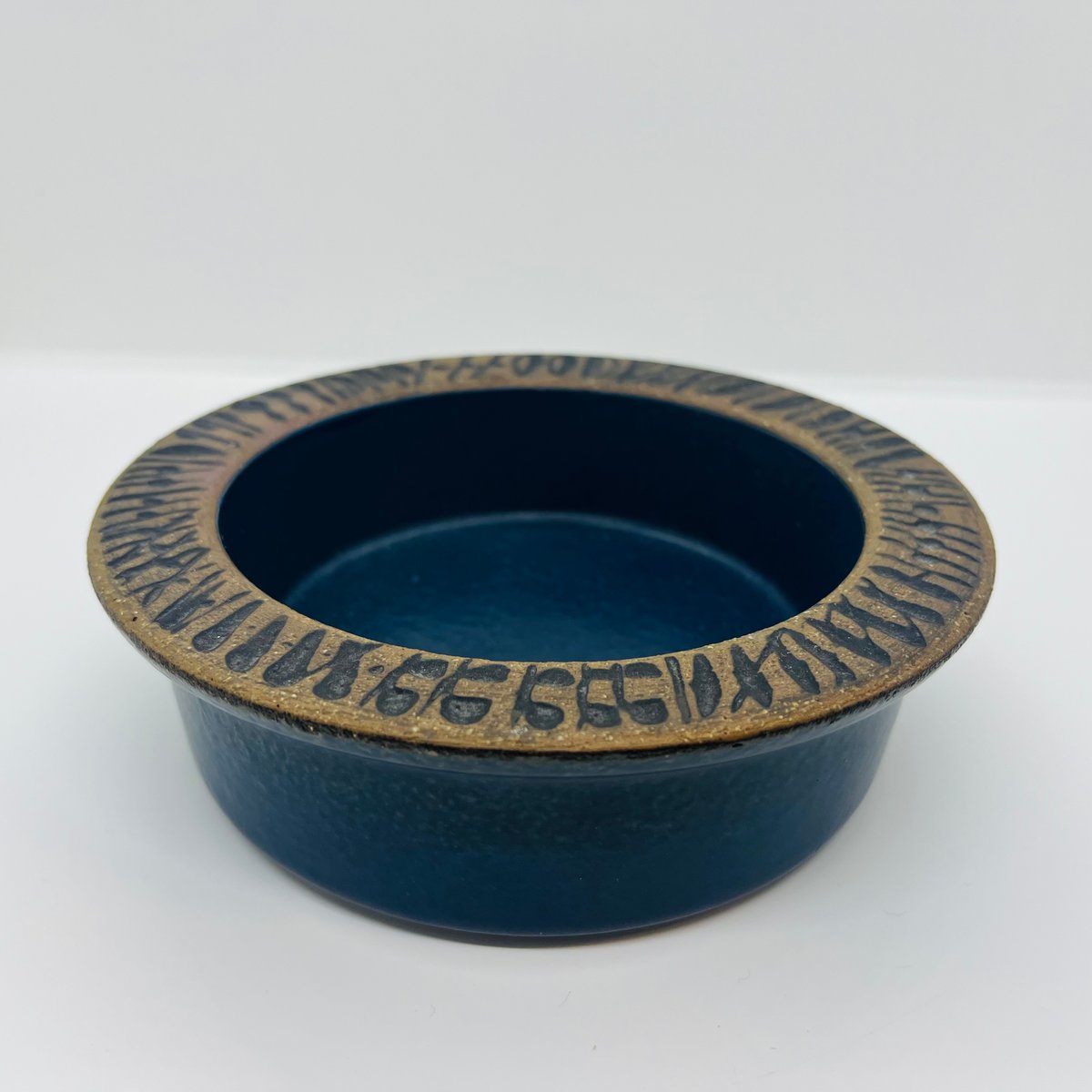 Lisa Larson / リサラーソン】GRANADA 深皿《Gustavsberg》 |