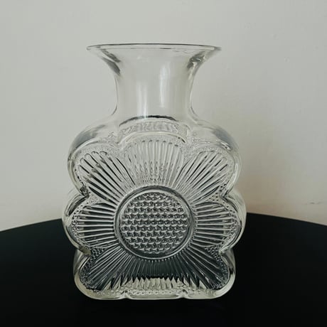 《Riihimaen Lasi》Amuletti　フラワーベース　クリア　【Tamara Aladin】