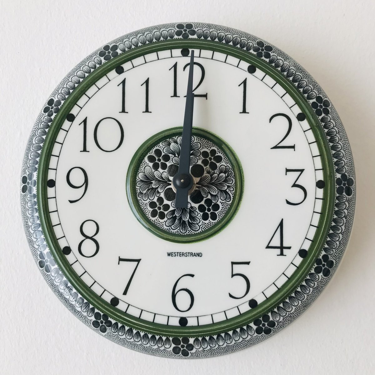 箱付き！グリーン× ホワイト 壁掛け時計《Rorstrand》 | sugallery