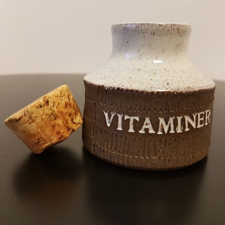 【Signe Persson Melin /  シグネペーションメリン 】 "VITAMINER"  ビタミン用キャニスター