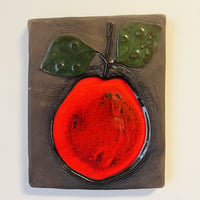 ◎ご予約品◎【Ester Wallin】りんごの陶板《Upsala　Ekeby》