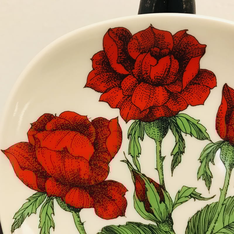 ARABIA エステリ・トムラ ボタニカ \"Rosa polyantha\" ARABIA エステリ・トムラ ボタニカ /