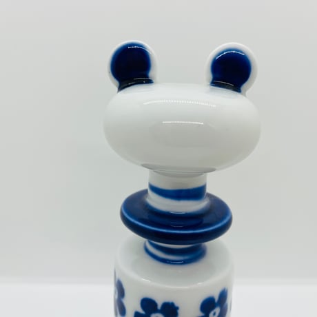 【Sylvia leuchovius】スタジオ作品　不思議なクマのオブジェ　小《Rorstrand》