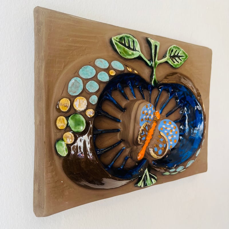 Jie Gantofta》リンゴと蝶【Annika Khilman】 | sugallery