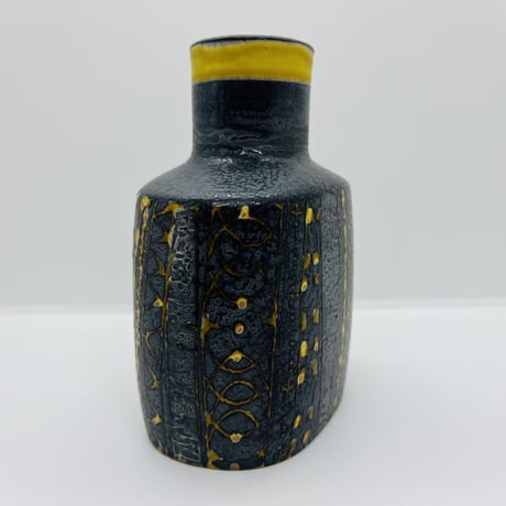 《Royal Copenhagen》  Baca イエロー×ブラック　フラワーベース　【Nils Thorsson】